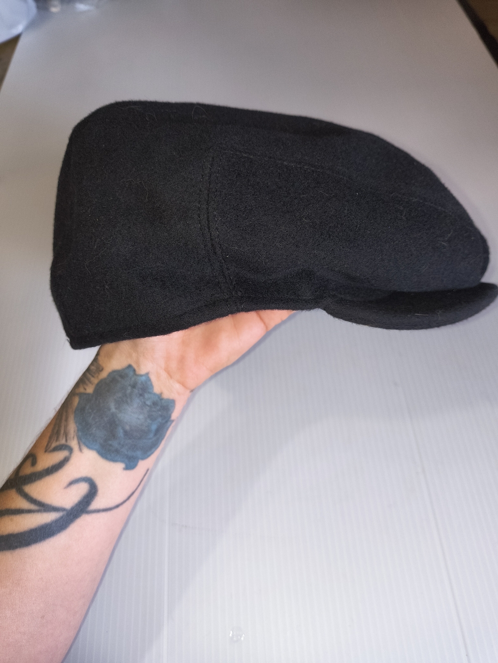 Vintage Barneys New York Wool-Cashmere Blend Flat Cap – Made in Italy (Size XL)